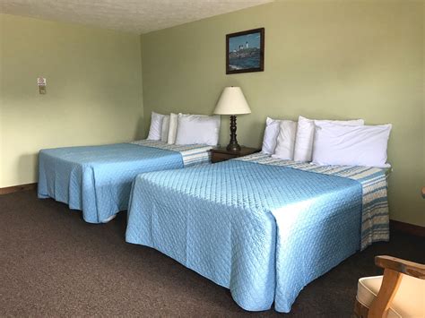 Inn Between the Beaches & Villager .